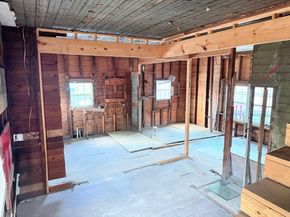 803 Brooks Street, Houston TX 77009
