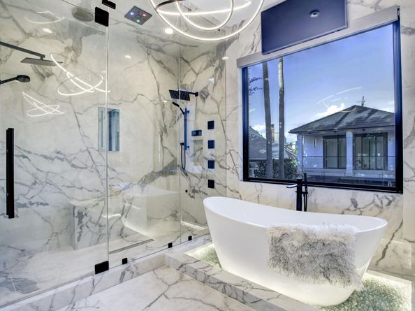 5158 Huckleberry Circle, Houston TX 77056