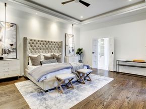 5158 Huckleberry Circle, Houston TX 77056