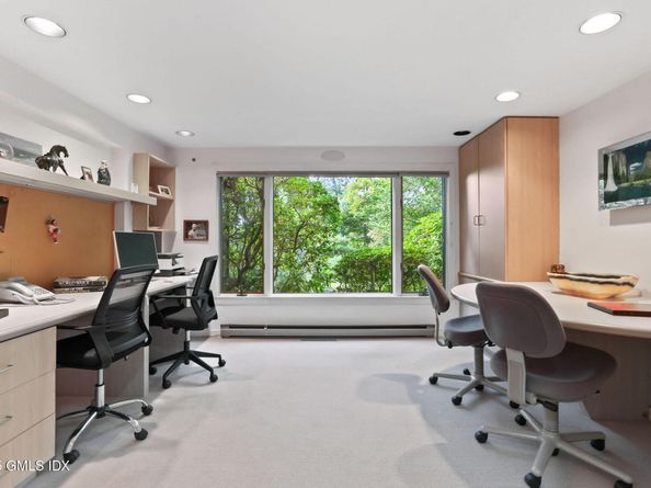 43 Sterling Road, Greenwich CT 06831