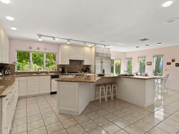 43 Sterling Road, Greenwich CT 06831