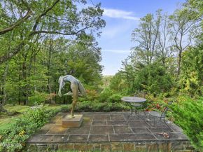 43 Sterling Road, Greenwich CT 06831