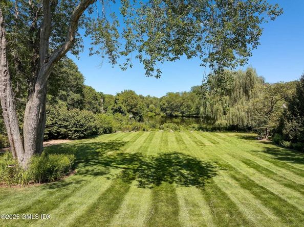 10 Birch Lane, Greenwich CT 06830