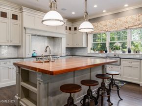 10 Birch Lane, Greenwich CT 06830