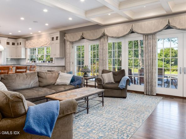 10 Birch Lane, Greenwich CT 06830