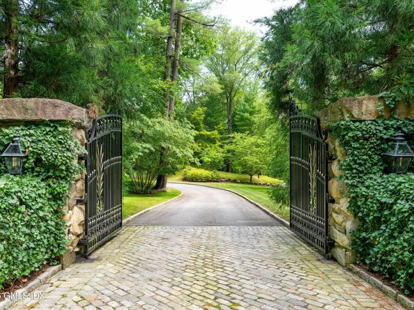 50 Dingletown Road, Greenwich CT 06830