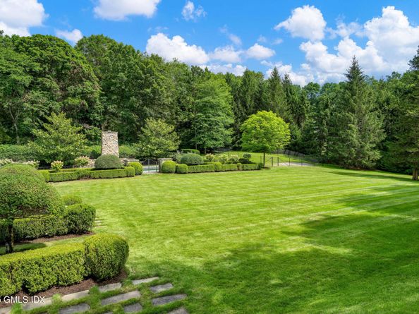 50 Dingletown Road, Greenwich CT 06830