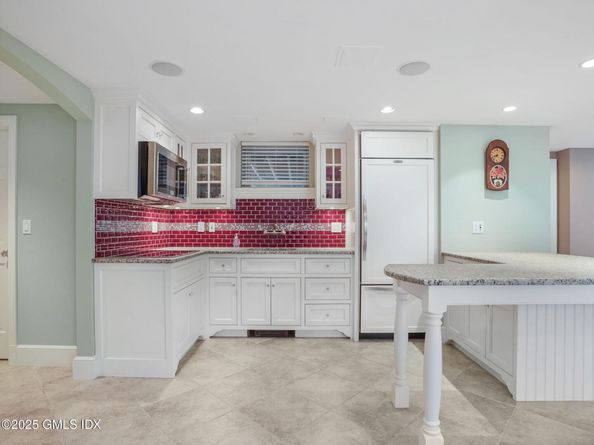 226 Alberta Street, Fairfield CT 06825