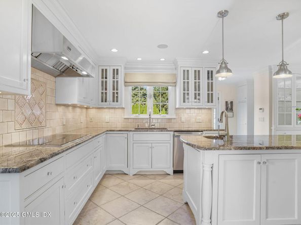 226 Alberta Street, Fairfield CT 06825