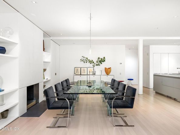 565 Oenoke Ridge, New Canaan CT 06840