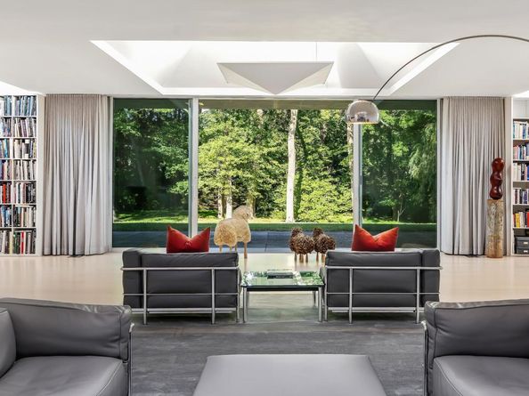 565 Oenoke Ridge, New Canaan CT 06840