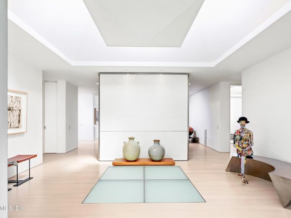 565 Oenoke Ridge, New Canaan CT 06840