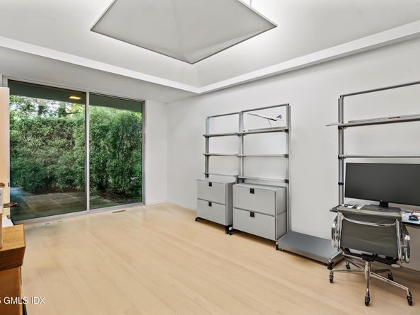 565 Oenoke Ridge, New Canaan CT 06840