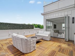 2 Oneida Drive C2, Greenwich CT 06830