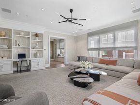 2 Oneida Drive C2, Greenwich CT 06830