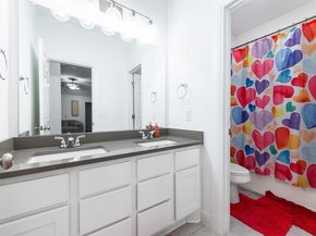 514 Round Valley TRL, Liberty Hill TX 78642