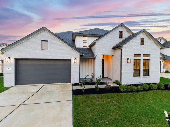 514 Round Valley TRL, Liberty Hill TX 78642