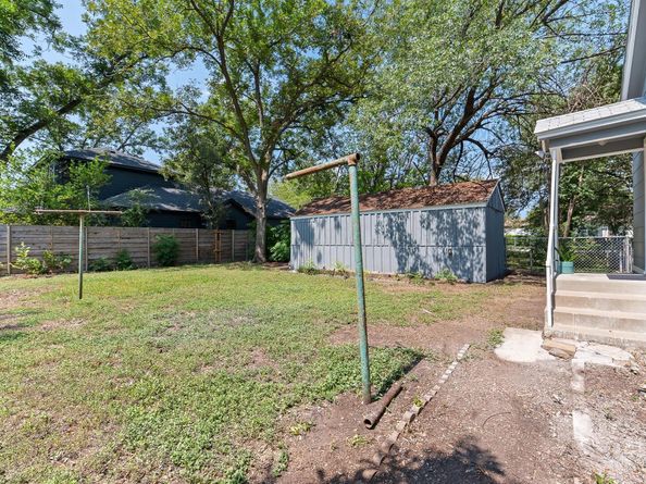 703 E 47th ST, Austin TX 78751