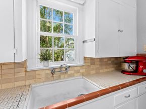 703 E 47th ST, Austin TX 78751