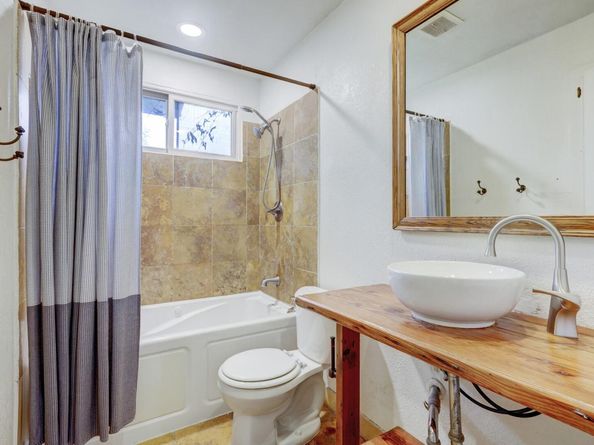 7914 Mullen DR 106, Austin TX 78757