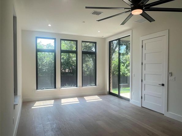 3905 Independent WAY, Austin TX 78731