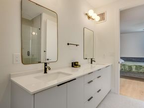 1701 Simond Ave 618, Austin TX 78723