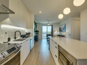 1701 Simond Ave 618, Austin TX 78723