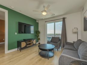 1701 Simond Ave 618, Austin TX 78723