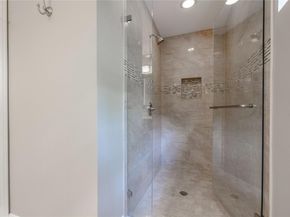 7504 Creekbluff DR, Austin TX 78750