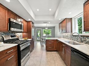 8600 Loralinda DR, Austin TX 78753