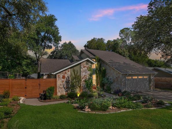8600 Loralinda DR, Austin TX 78753
