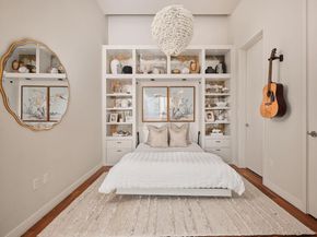 210 Lavaca ST 3504, Austin TX 78701