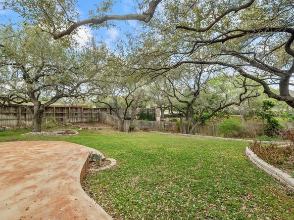 12052 Tulare DR, Austin TX 78738