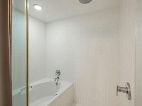 603 Davis ST 907, Austin TX 78701