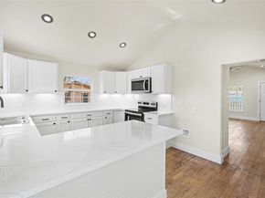 107 Russell ST, Liberty Hill TX 78642