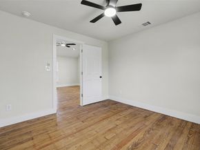 107 Russell ST, Liberty Hill TX 78642