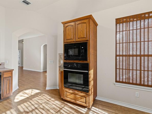 715 Enchanted Rock TRL, Georgetown TX 78633