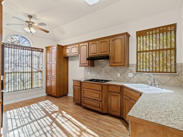 715 Enchanted Rock TRL, Georgetown TX 78633