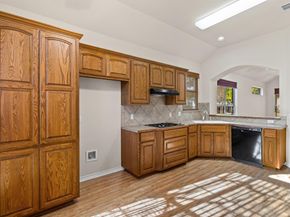 715 Enchanted Rock TRL, Georgetown TX 78633