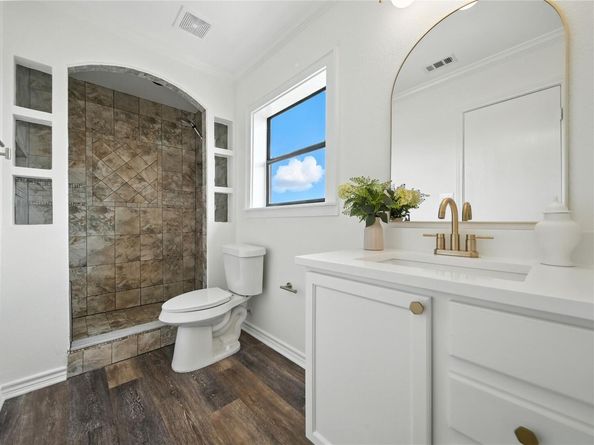 5401 Apple Orchard LN, Austin TX 78744