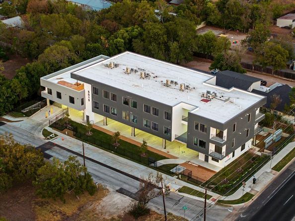 5515 Humming Bird LN 206, Austin TX 78745