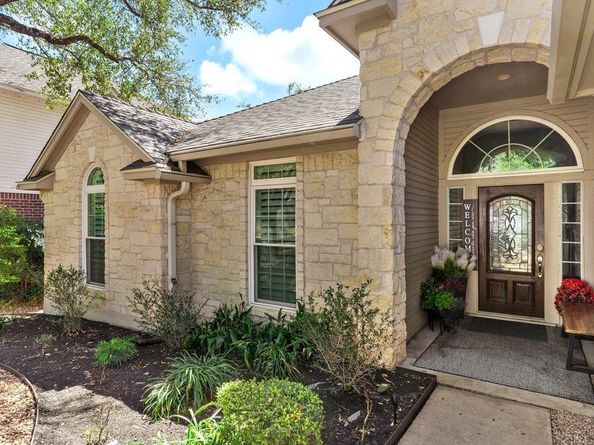 6913 Auckland DR, Austin TX 78749
