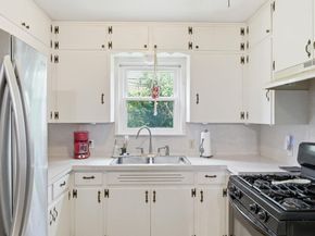 8207 Lazy LN, Austin TX 78757