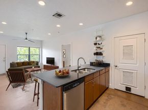 1807 Poquito ST 39, Austin TX 78702