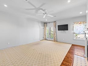 2702 Hillview Green LN, Austin TX 78703