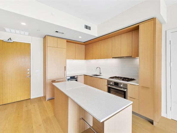 44 East Ave 2508, Austin TX 78701
