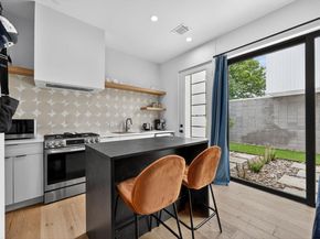 1206 Luna ST 2, Austin TX 78721