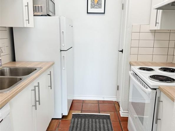 12166 Metric BLVD 213, Austin TX 78758