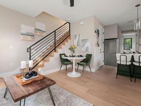 1401 E 3rd ST 2, Austin TX 78702