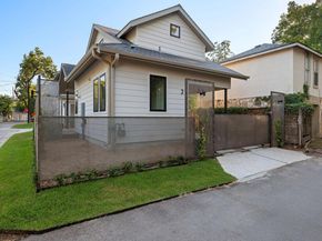 1401 E 3rd ST 2, Austin TX 78702